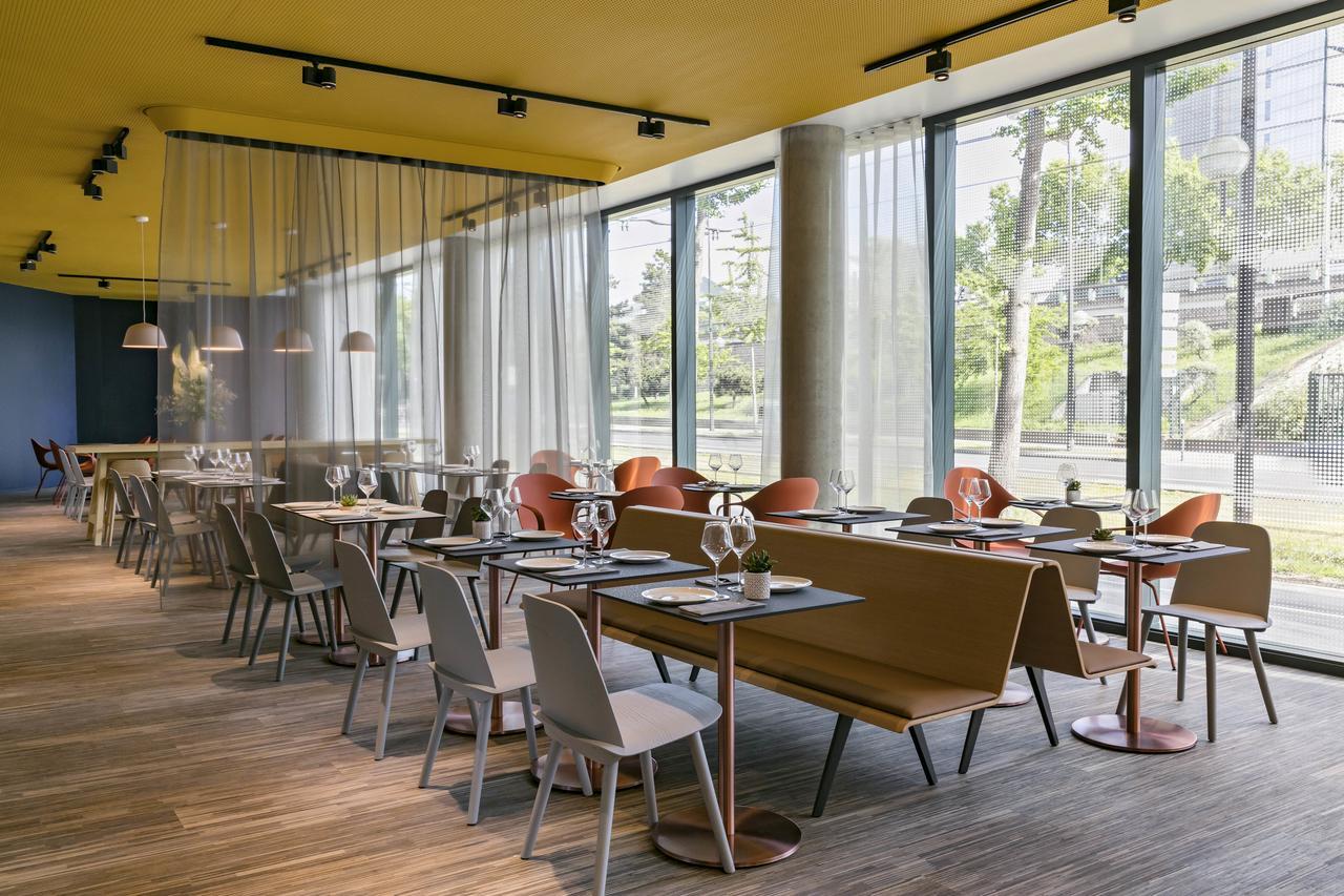 ออกโก โฮเทล ปารีส ปอร์ต เดอ แวร์ซาย Hotel ภายนอก รูปภาพ